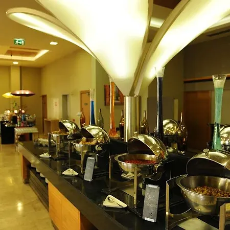Hotel Radisson Blu & Spa. *
